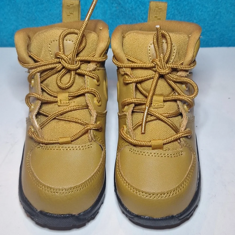 Nike Manoa Toddler Leather Sneaker Hiking Boot Tan Size 8C - Picture 4 of 7